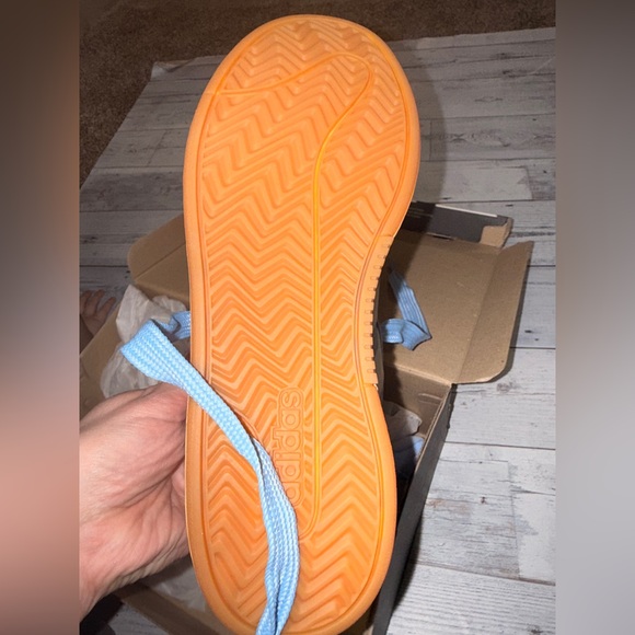 NIB Adidas Grand Court Alpha 00s - Picture 3 of 5